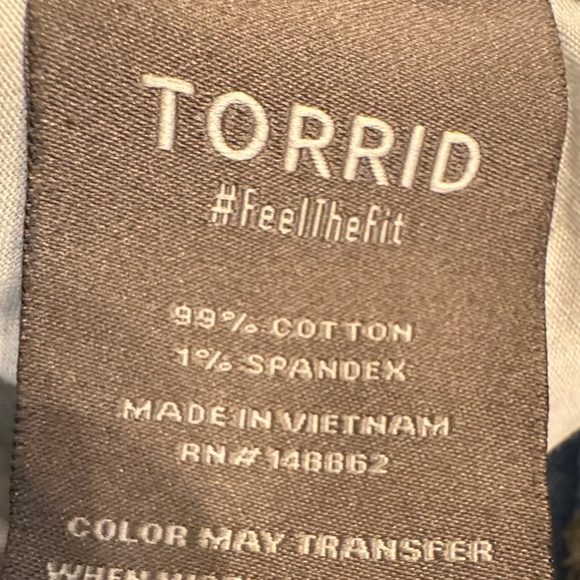 Torrid Perfect Super Flare Vintage Stretch Distressed Raw Hem Jeans 28R - Picture 11 of 12